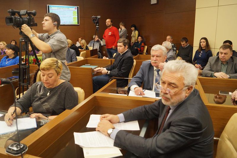 Костянтин Бриль наголосив на важливості поліпшення в області показників економіки та децентралізації