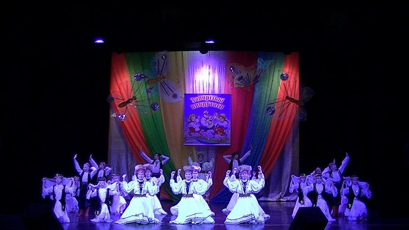 На запорізькій сцені виступили кращі дитячі хореографічні колективи області