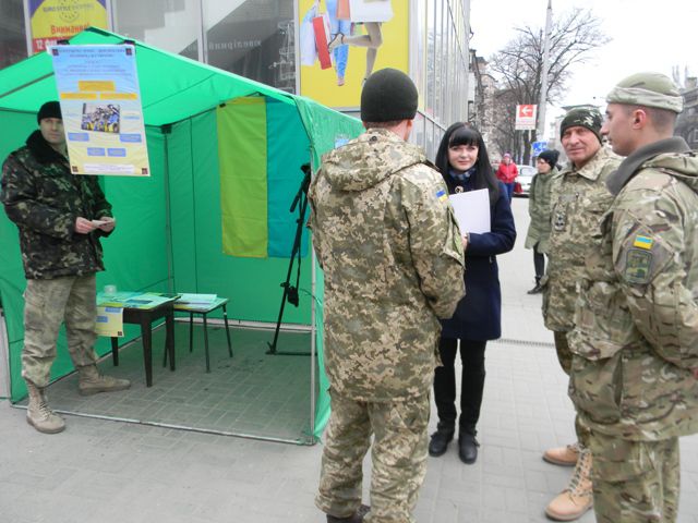 Збройні Сили  поповнили 500 запорізьких контрактників