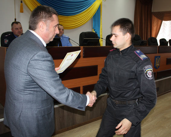 Кращі офіцери гарнізону поліції отримали нагороди