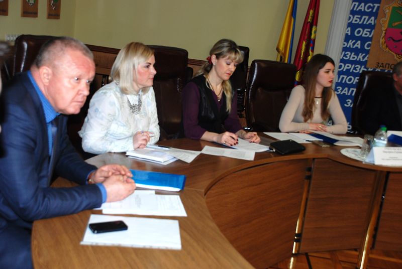 Гуртом і складну реформу проводити легше