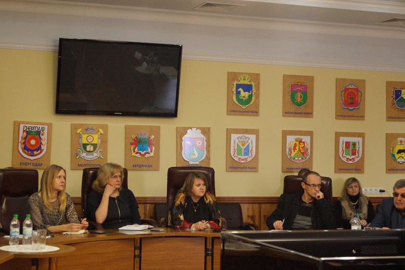 Керівники запорізьких ЗМІ обговорили проблеми медіа-простору з Юрієм Артеменком