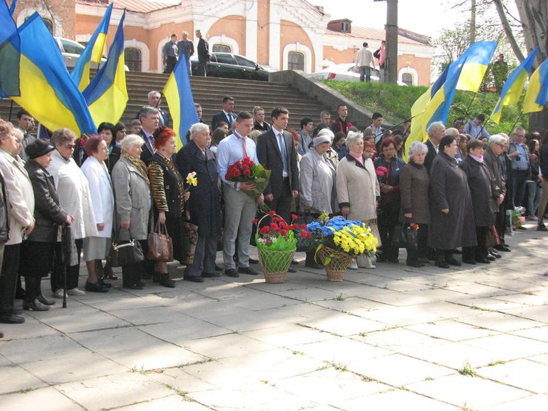 Запоріжці вшанували пам’ять в’язнів нацистських концтаборів