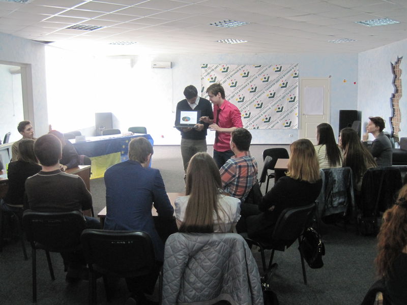 Запорізькі студенти висловили свій погляд на Європейський вибір України