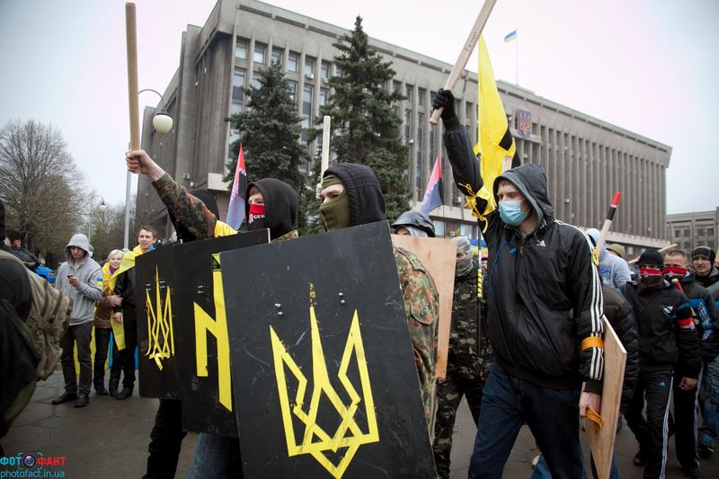 Фотографи показують «Запоріжжя – місто з яйцями»