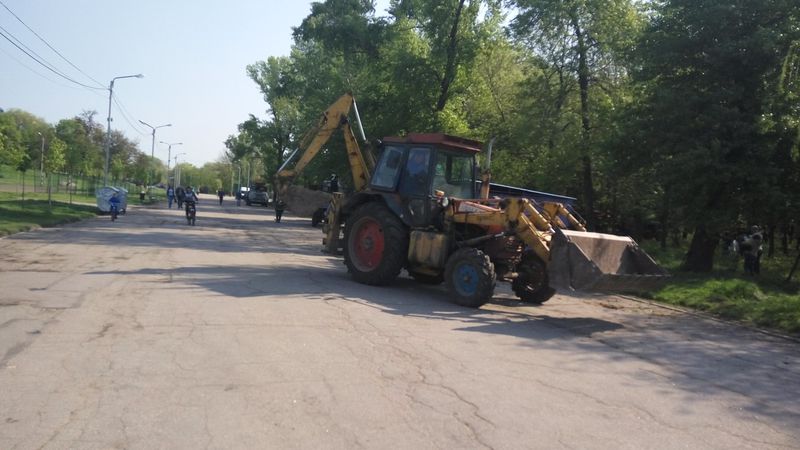 На суботнику оновлено парк Перемоги у Запоріжжі