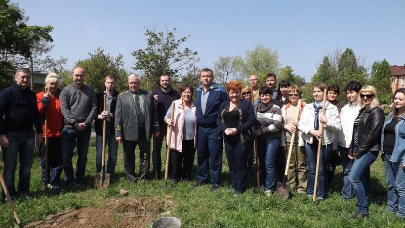 «Орієнтир» збагатив Запоріжжя зеленими насадженнями