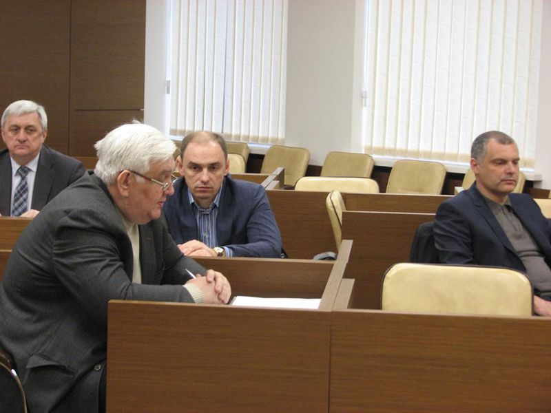 На промислових підприємствах зосереджена левова частка боргів по заробітній платі