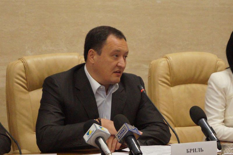 Костянтин Бриль: «Робота вертикалі влади в регіоні має активізуватись на кожній території»