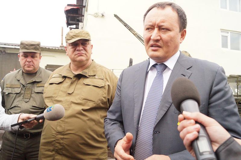 Фонд оборони та волонтери продовжують підтримувати українську армію