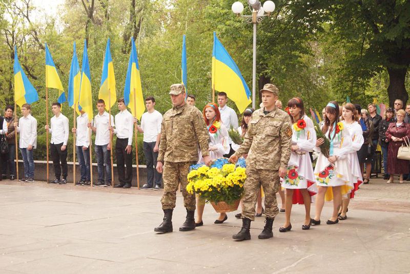 Костянтин Бриль: «Українців об’єднує повага до тих, хто воював 70 років тому, і шана до нинішніх захисників Вітчизни»
