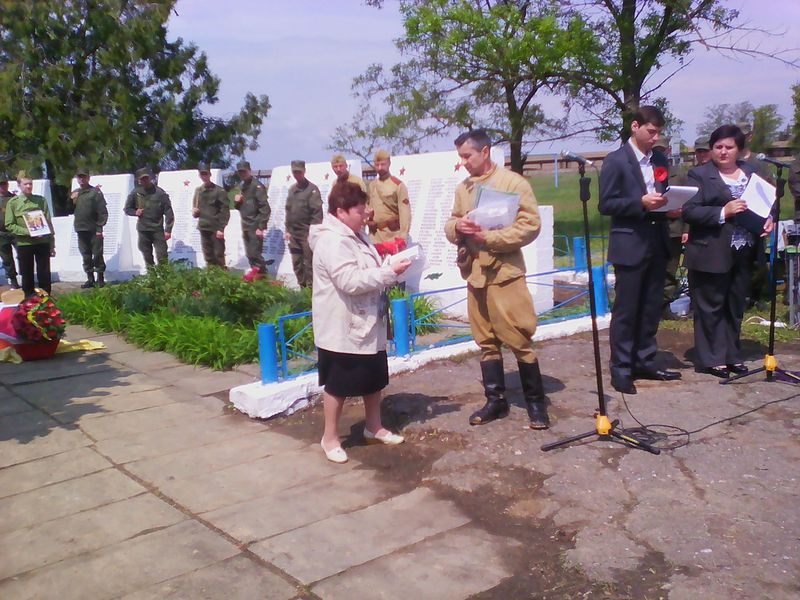 У Великобілозерському районі віддали останню шану воїнам-визволителям