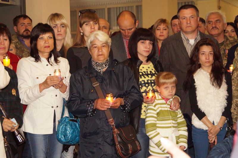 В день пам'яті відкрито меморіальний стенд загиблим учасникам АТО