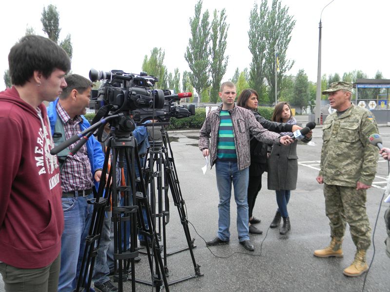 Перші запорізькі призовники поповнили лави військових частин