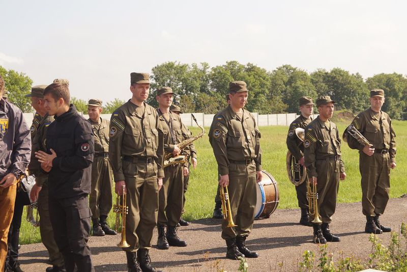 Запоріжці вшанували пам’ять 83-х невідомих бійців, похованих на Кушушумському кладовищі