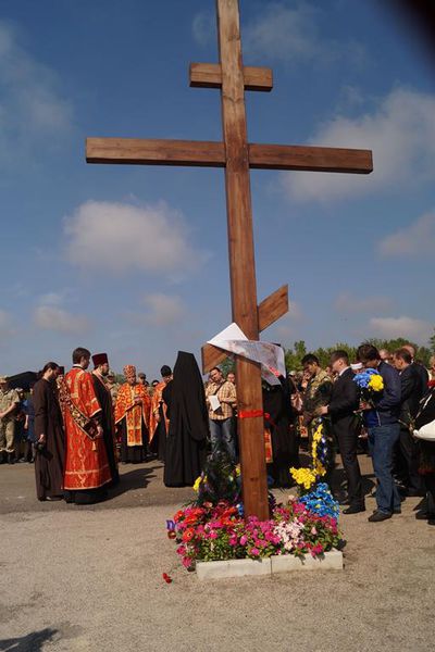 Запоріжці вшанували пам’ять 83-х невідомих бійців, похованих на Кушушумському кладовищі