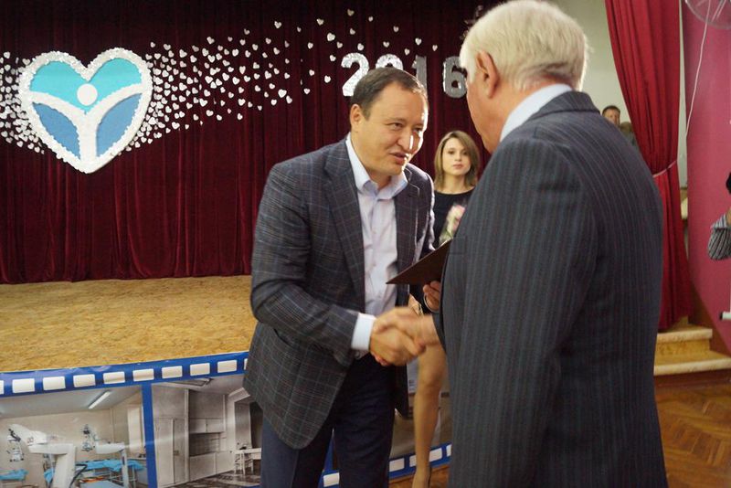 В обласній лікарні презентовано сучасне ангіографічне обладнання