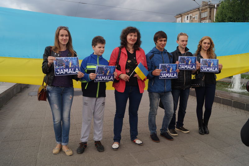 Запоріжці зібрались, аби привітати Джамалу з перемогою на Євробаченні
