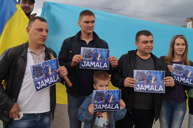 Запоріжці зібрались, аби привітати Джамалу з перемогою на Євробаченні