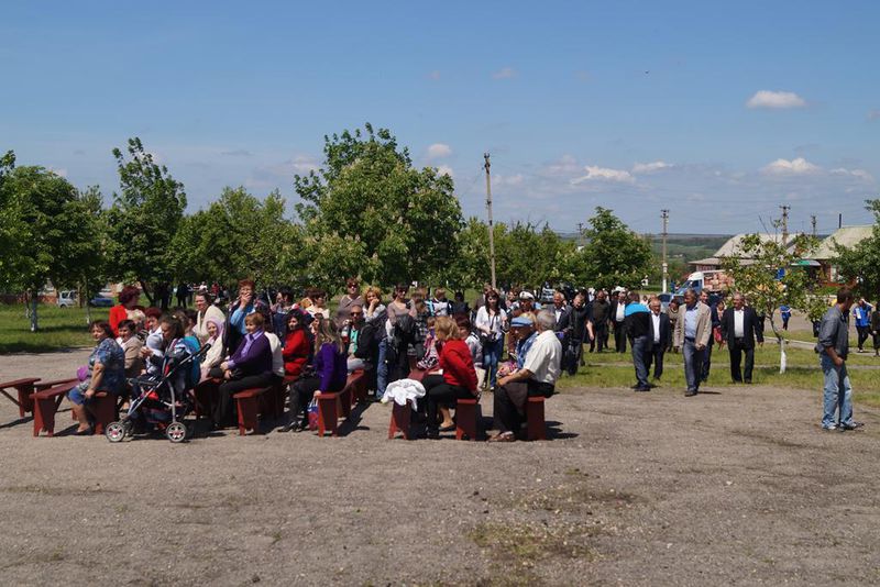 До Дня Європи громаді Кінських Роздорів вручено нову сільськогосподарську техніку