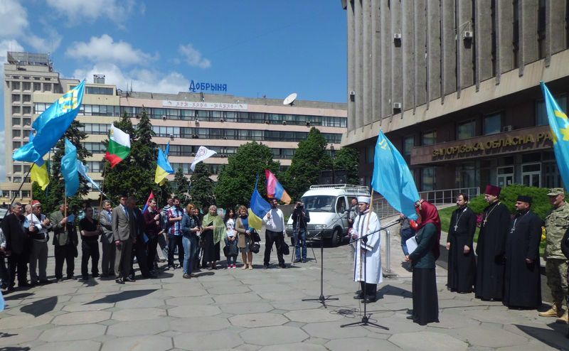 Запоріжці вшанували жертв депортації кримських татар і помолилися за мир