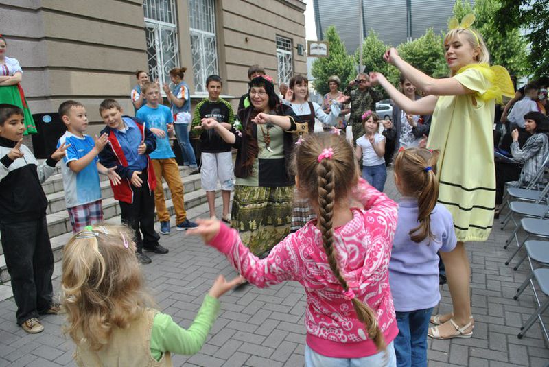 У бібліотеці для дітей відкрили двері в літо