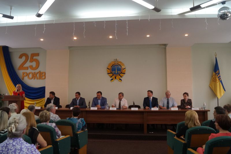 Господарські суди України відзначають 25-тиріччя