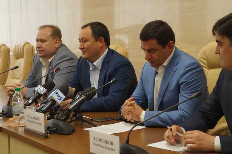 Влада області привітала працівників ЗМІ з Днем журналіста