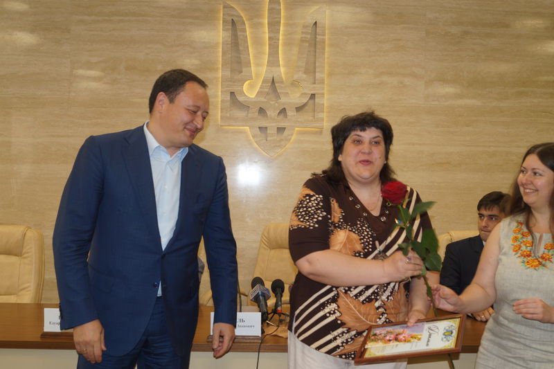 Влада області привітала працівників ЗМІ з Днем журналіста