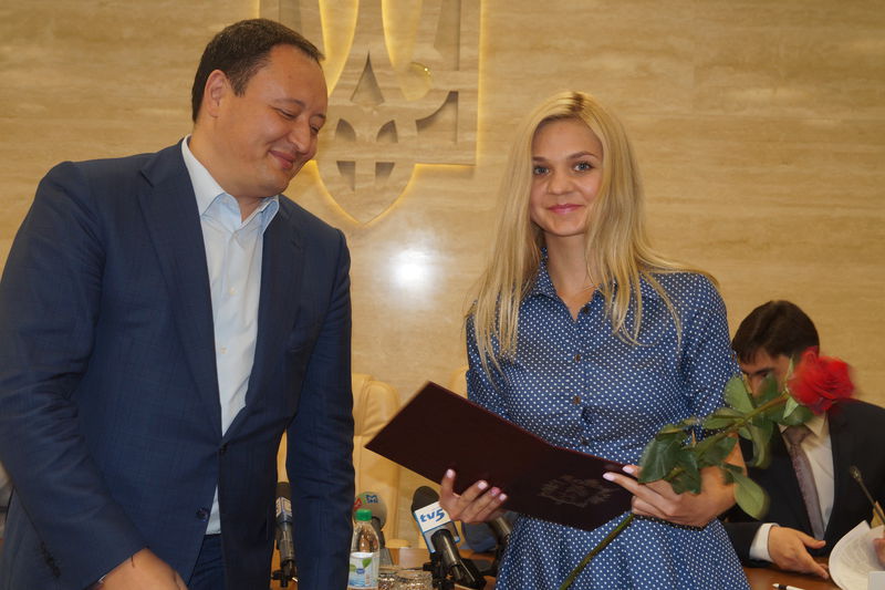 Влада області привітала працівників ЗМІ з Днем журналіста