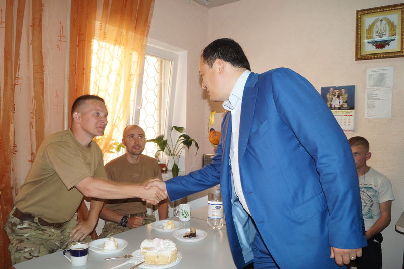 За ініціативою першої леді Марини Порошенко «Солдатський привал» отримав морозильну камеру