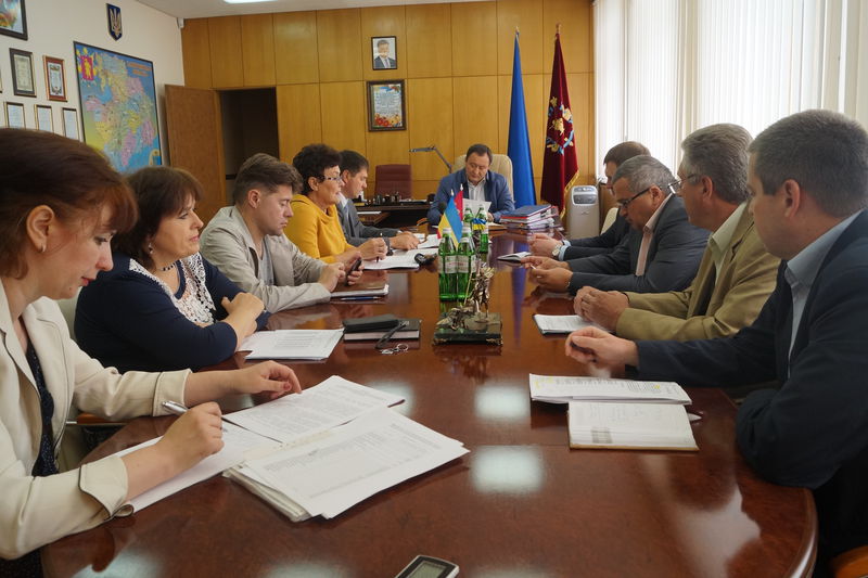Влада регіону тримає на контролі проблемні питання призначення субсидій