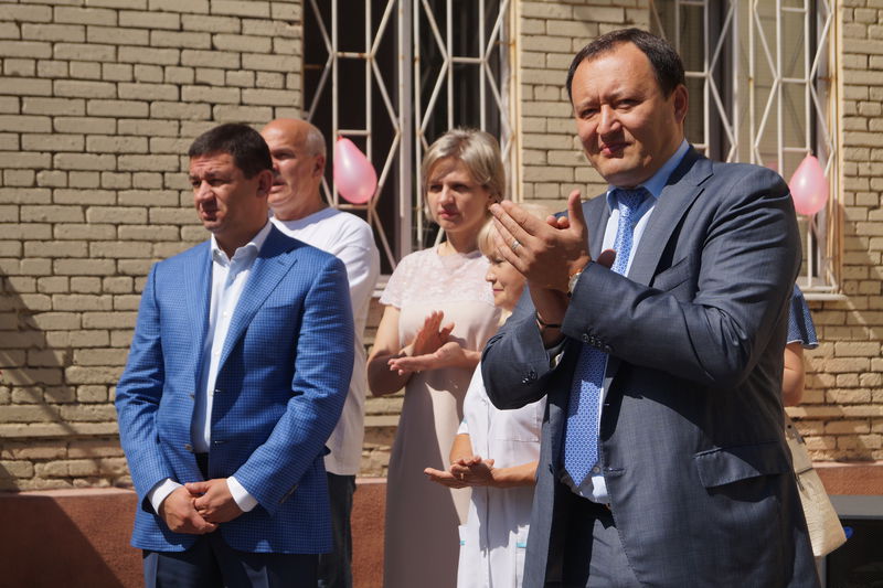 Керівництво регіону своїм прикладом закликало запоріжців здавати кров