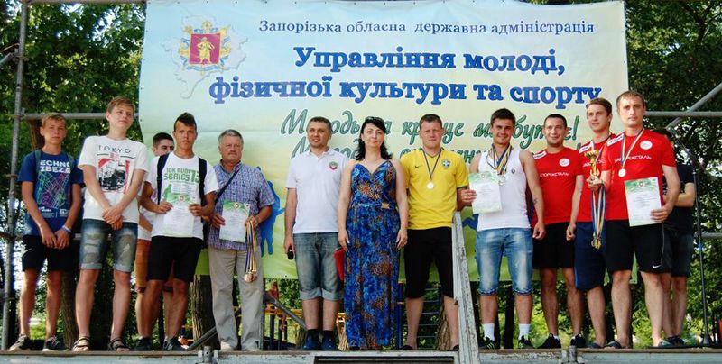 Запорізька молодь  концертом та фаєр-шоу відзначила своє свято
