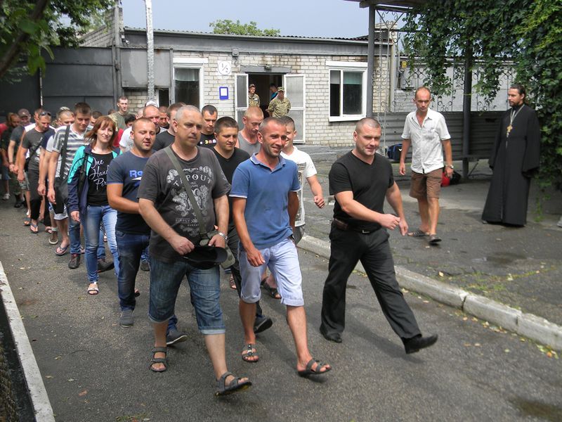 Майже 1500 запоріжців  поповнили лави контрактників 