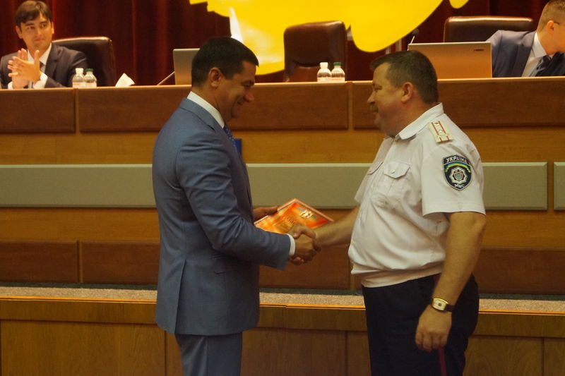 Видатні запоріжці отримали нагороди з рук керівника області