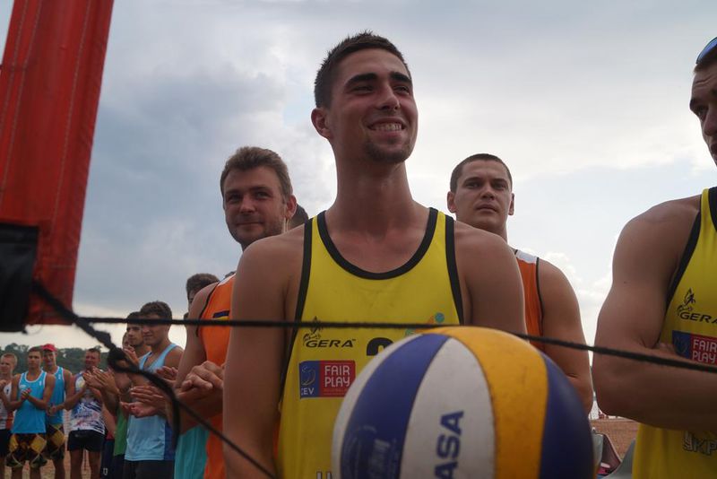 Керівництво регіону відкрило Кубок України з пляжного волейболу