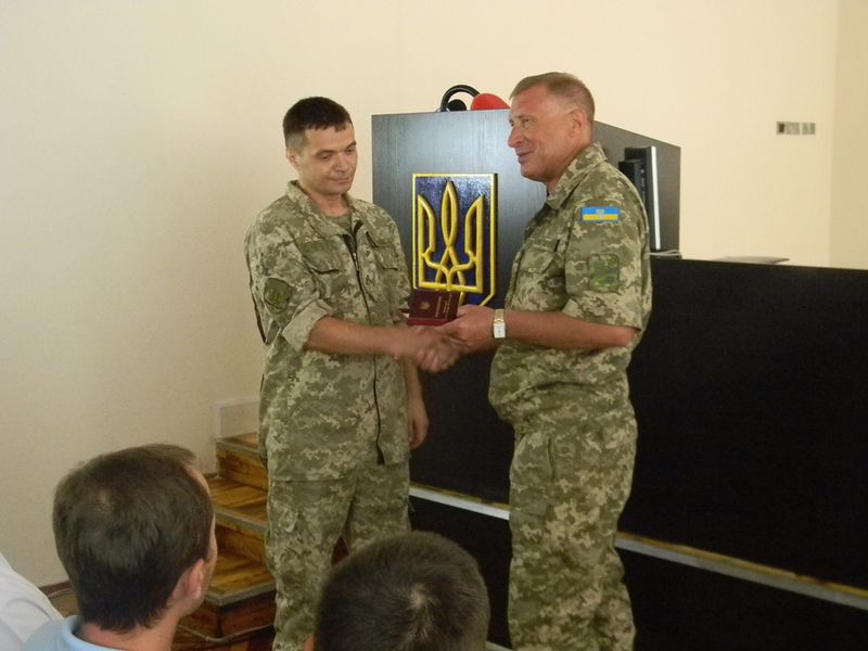 Запоріжці вшановують своїх героїв
