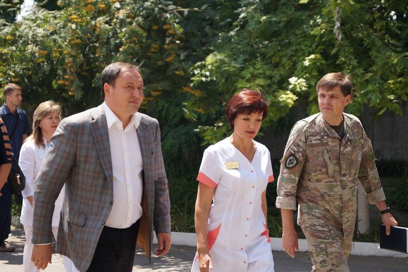 Запорізький військовий шпиталь отримав нові кондиціонери та бактерицидні лампи від Фонду оборони області
