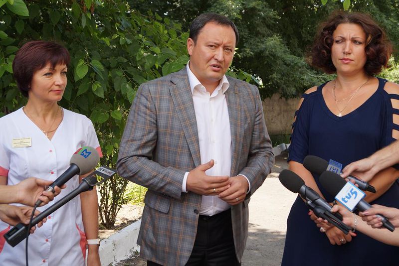 Запорізький військовий шпиталь отримав нові кондиціонери та бактерицидні лампи від Фонду оборони області