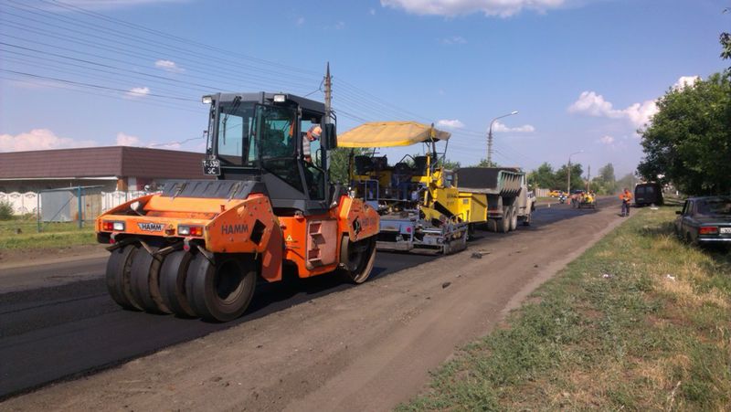 Дорожники ліквідують ямковість у посиленому темпі