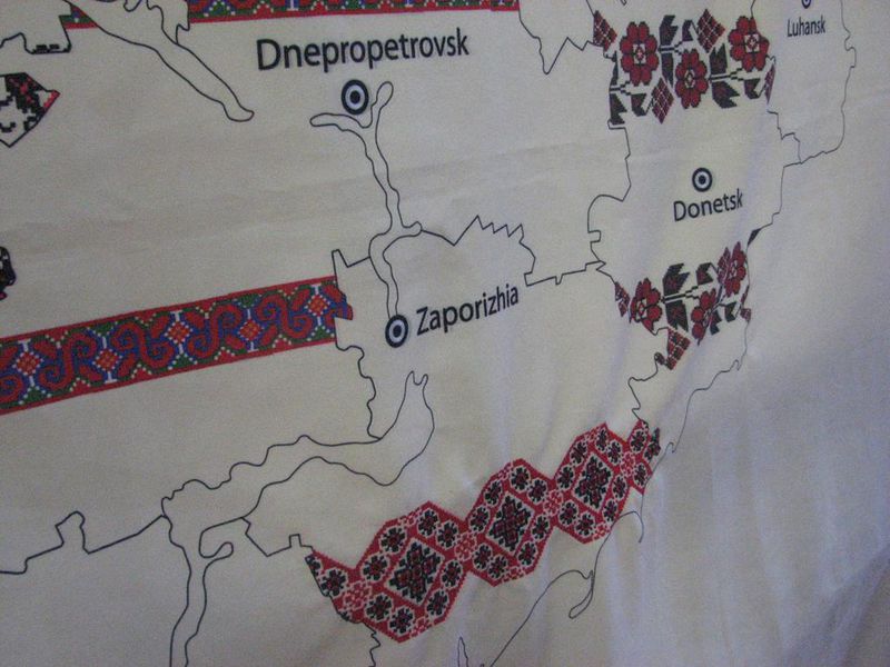 Майстрині вишили Запорізьку область на «Карті-оберегу України»