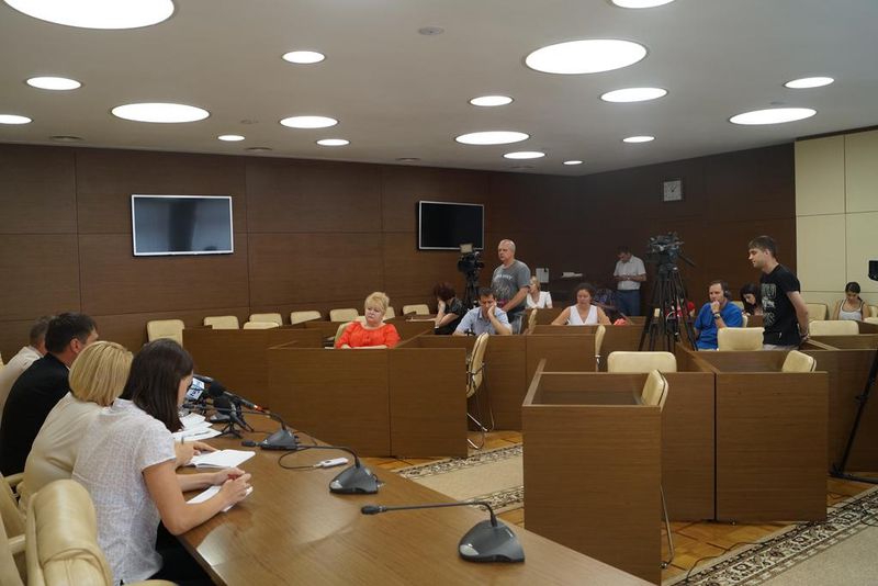 Соціальні служби перевіряють законність виплат внутрішньо переміщеним особам