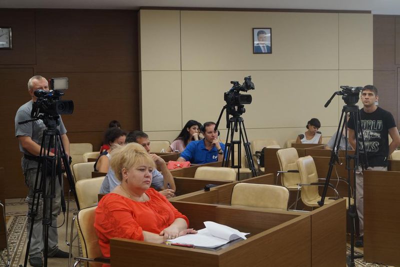 Соціальні служби перевіряють законність виплат внутрішньо переміщеним особам