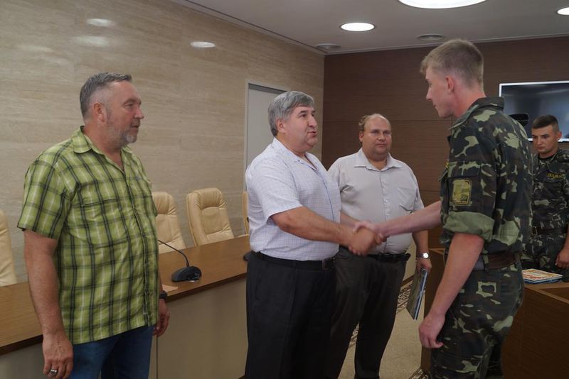 Козацтво та обласна влада відзначили відмінників бойової підготовки