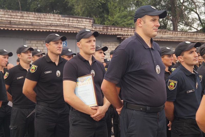 Запорізькі поліцейські відзначають 100 днів служби