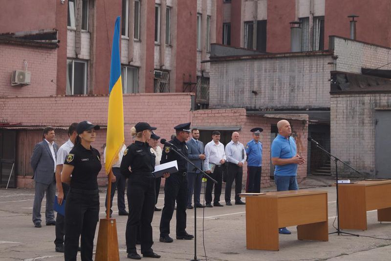 Запорізькі поліцейські відзначають 100 днів служби