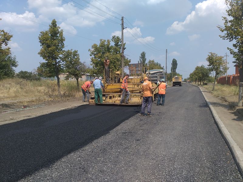 У автодорожників – гаряча пора