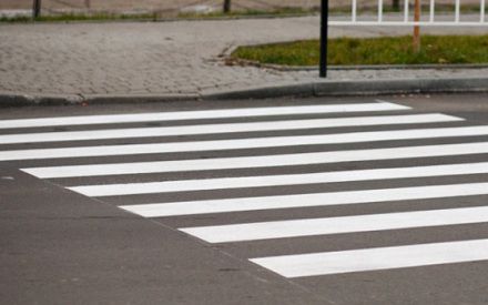 До нового навчального року дорожники готують безпечні переходи