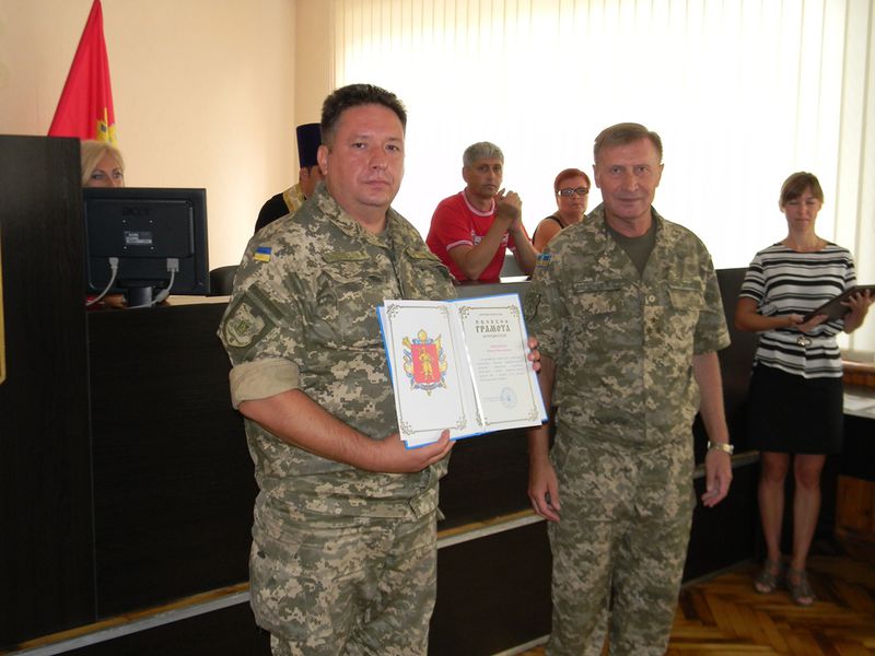 У Запорізькому військкоматі відкрито пам’ятні стенди загиблим воїнам